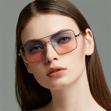 WOMEN'S LUXURY TRANSPARENT SQUARE SUNGLASSES